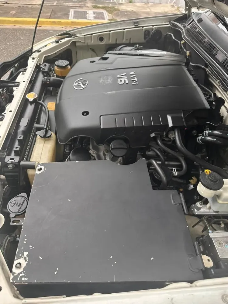Vista 8 del vehículo: Toyota Fortuner