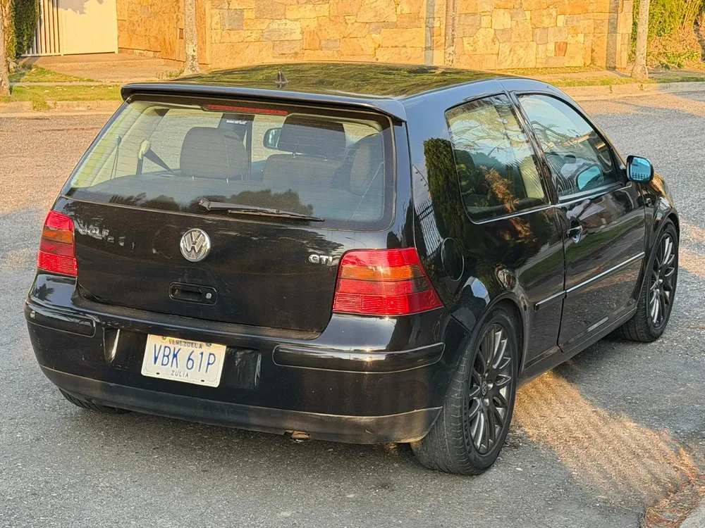 Vista 5 del vehículo: Volkswagen Golf