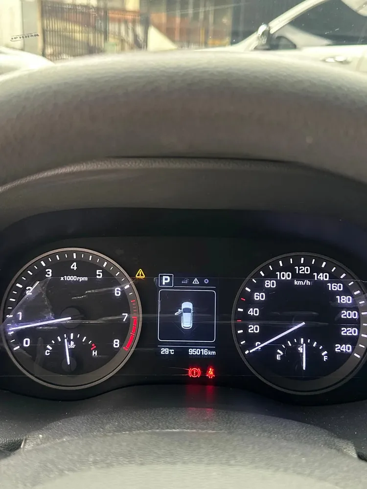 Vista 7 del vehículo: Hyundai Tucson