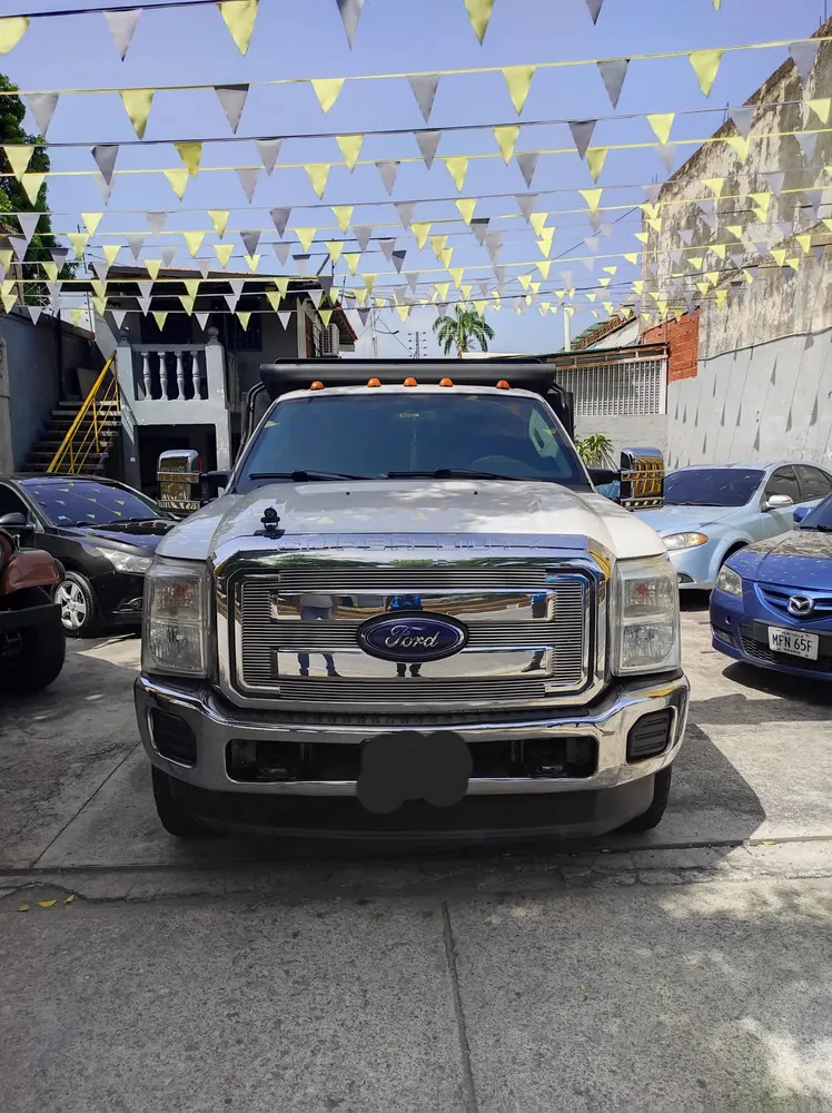 Vista 2 del vehículo: Ford F-350