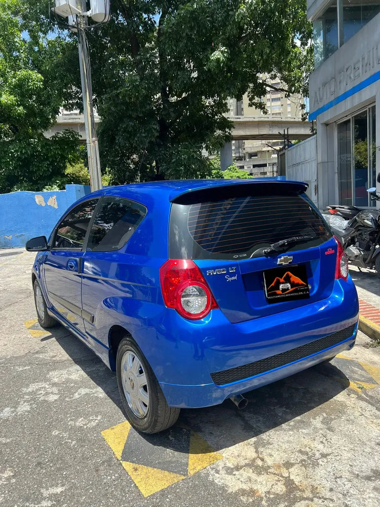 Vista 4 del vehículo: Chevrolet Aveo
