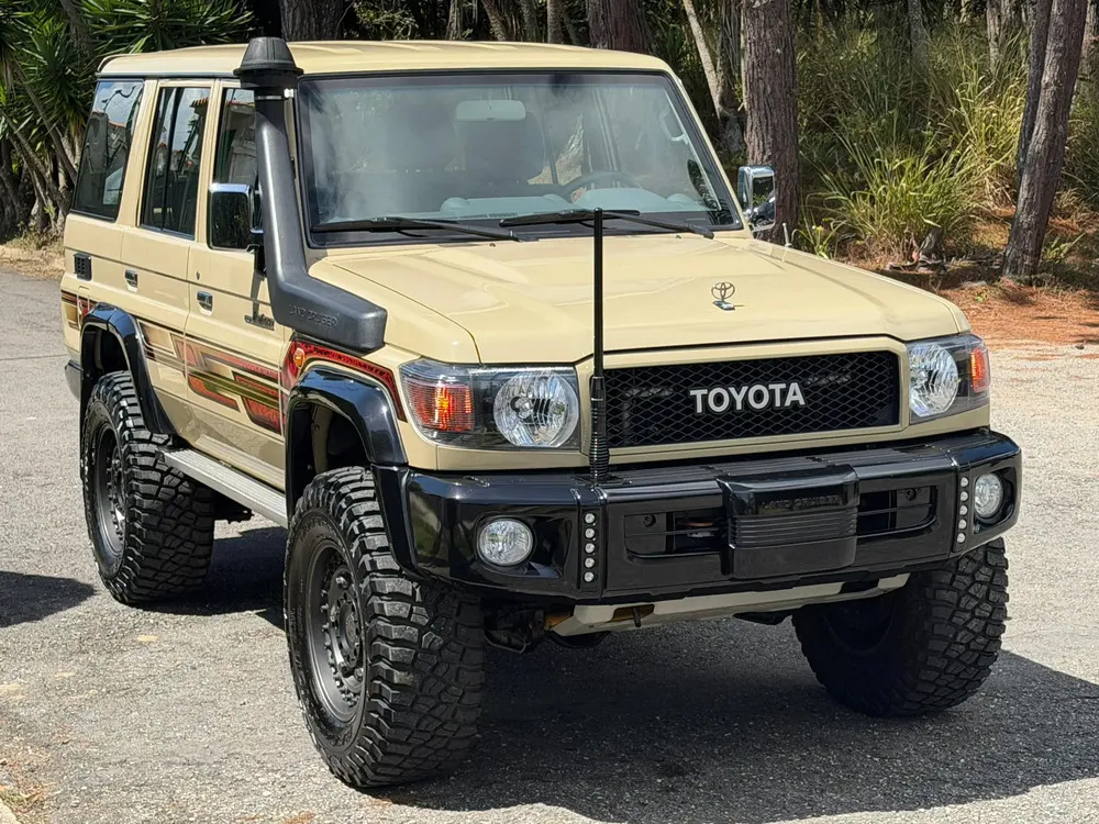 Vista 2 del vehículo: Toyota Serie
