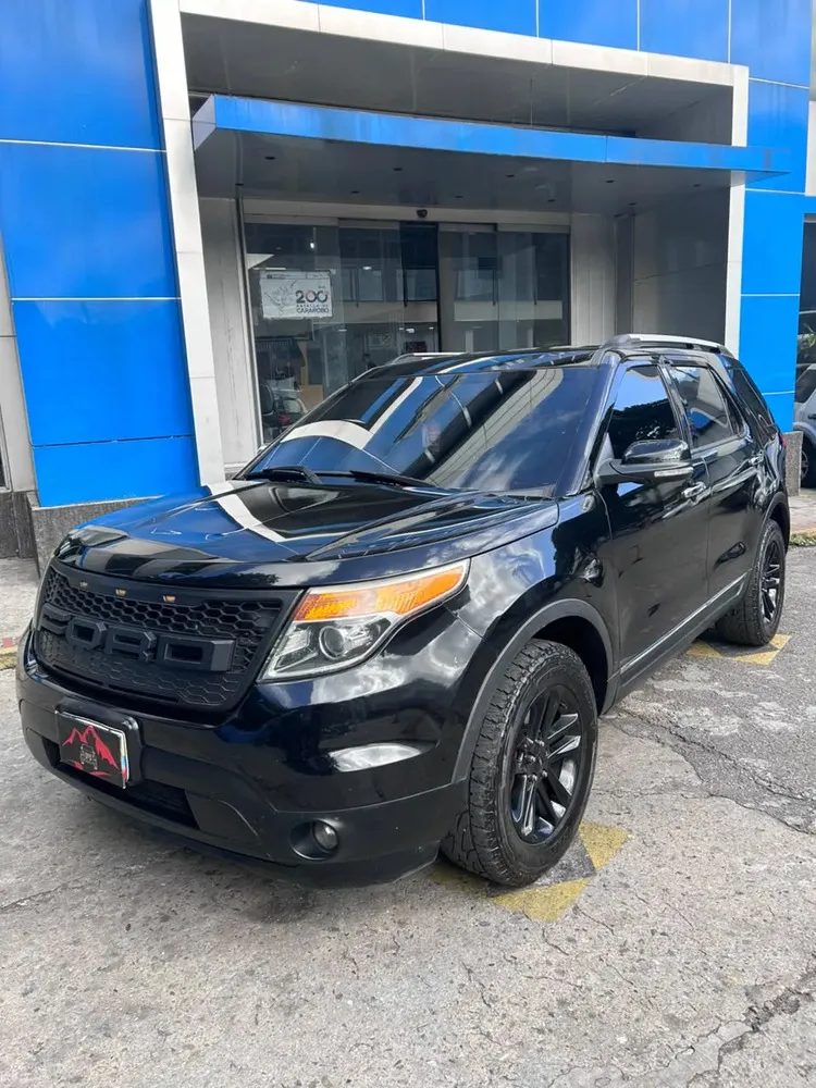 Vista 2 del vehículo: Ford Explorer