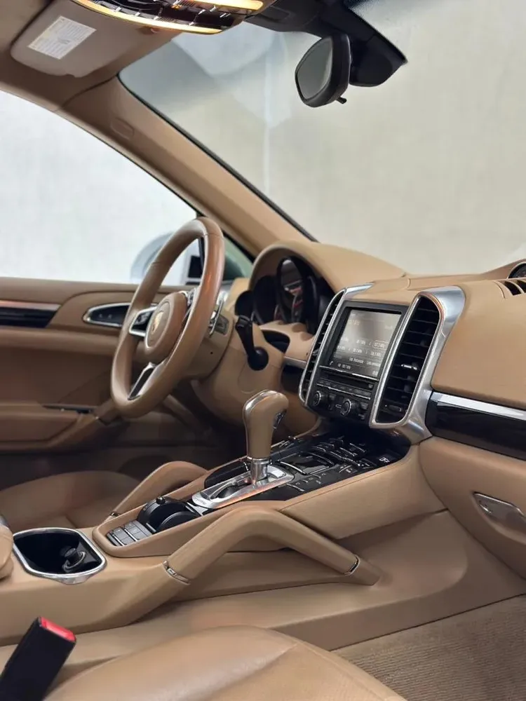 Vista 8 del vehículo: Porsche Cayenne