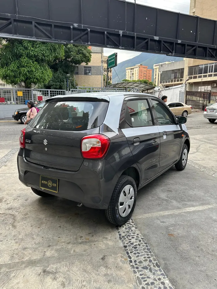 Vista 12 del vehículo: Suzuki Alto