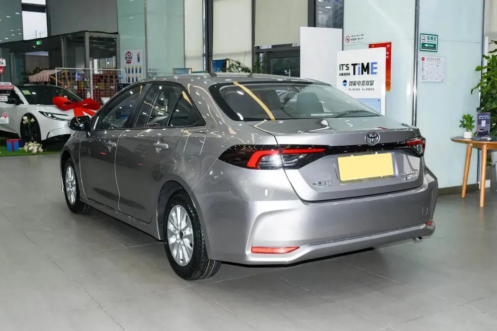 Vista 5 del vehículo: Toyota Corolla