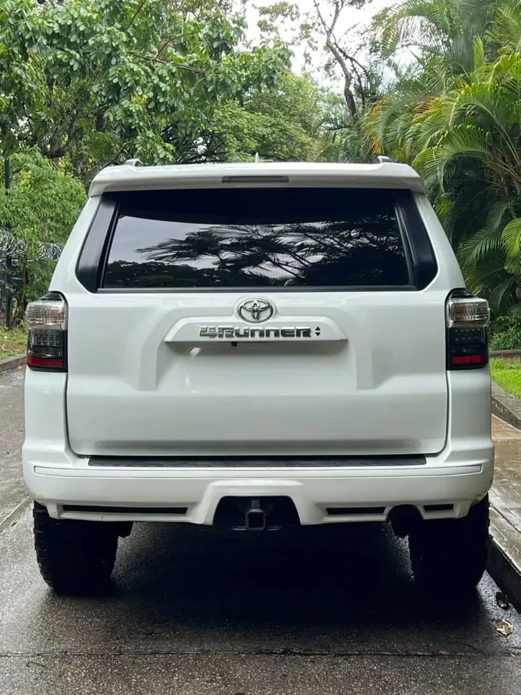 Vista 10 del vehículo: Toyota 4runner