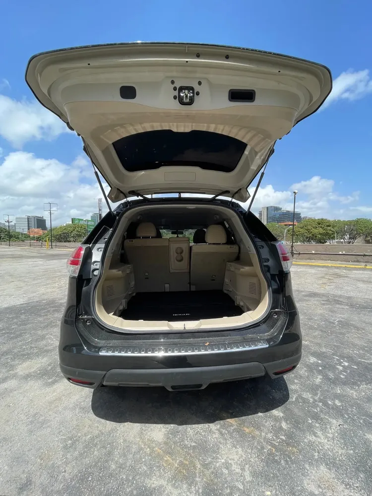 Vista 7 del vehículo: Nissan Rogué
