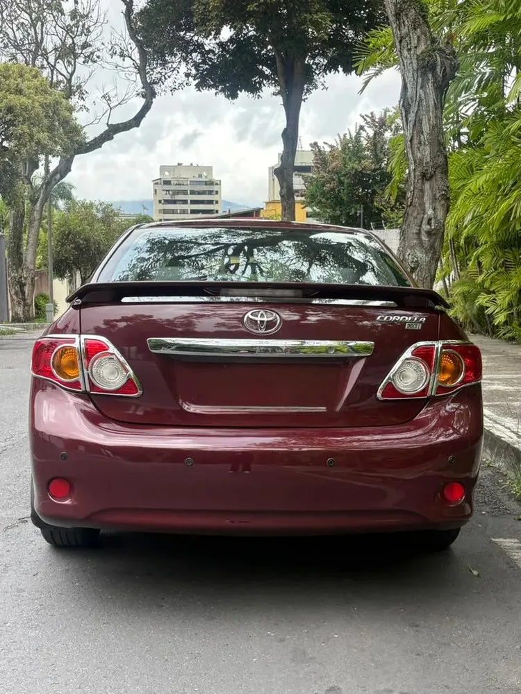 Vista 19 del vehículo: Toyota Corolla