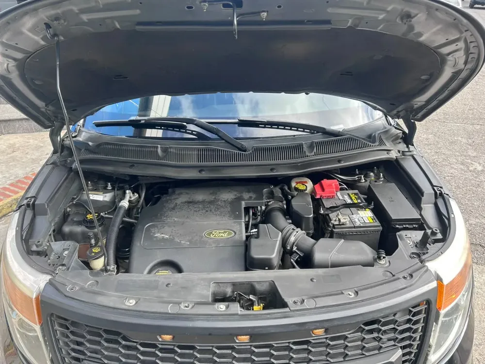 Vista 6 del vehículo: Ford Explorer