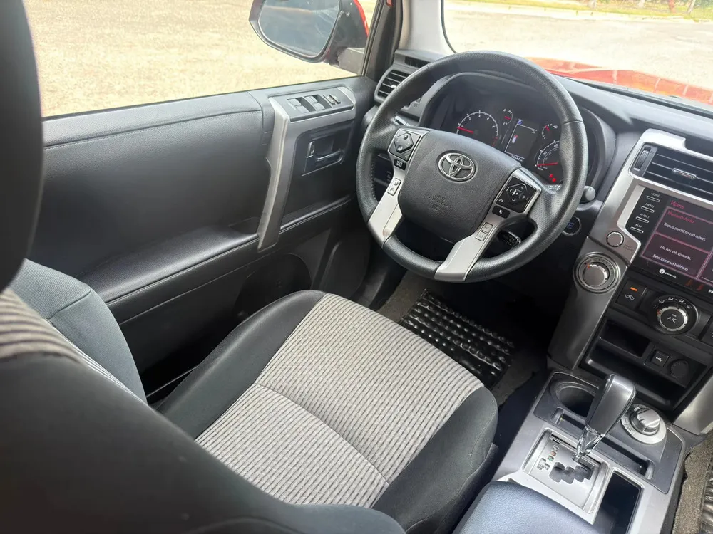 Vista 10 del vehículo: Toyota 4runner