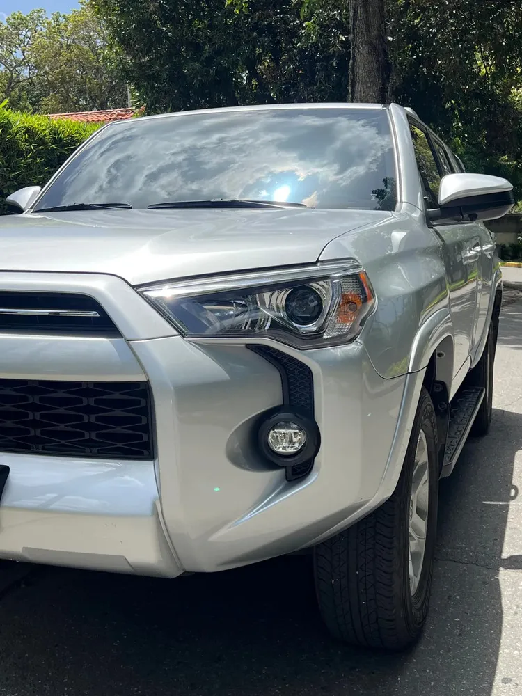 Vista 10 del vehículo: Toyota 4Runner