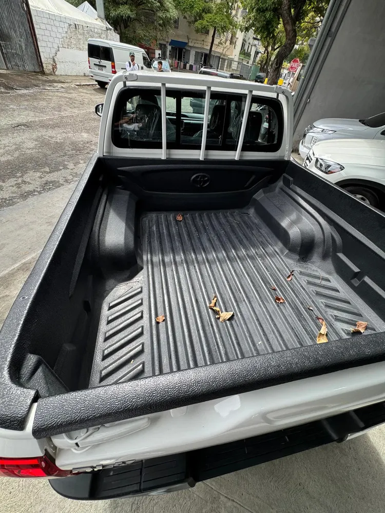 Vista 9 del vehículo: Toyota Hilux