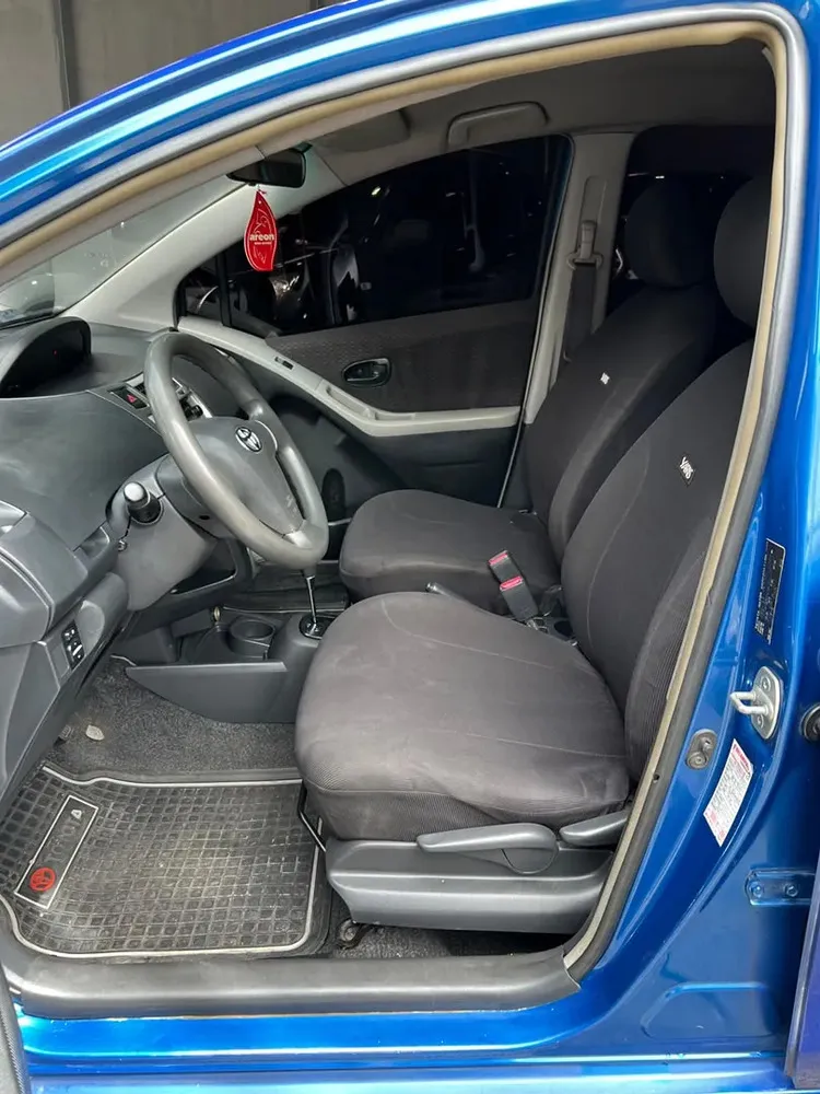 Vista 8 del vehículo: Toyota Yaris