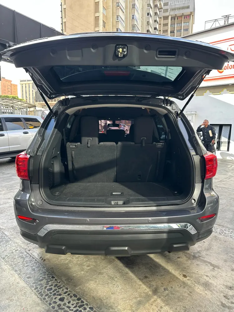 Vista 16 del vehículo: Nissan Pathfinder
