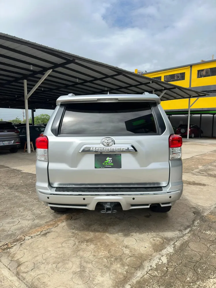 Vista 9 del vehículo: Toyota 4runner