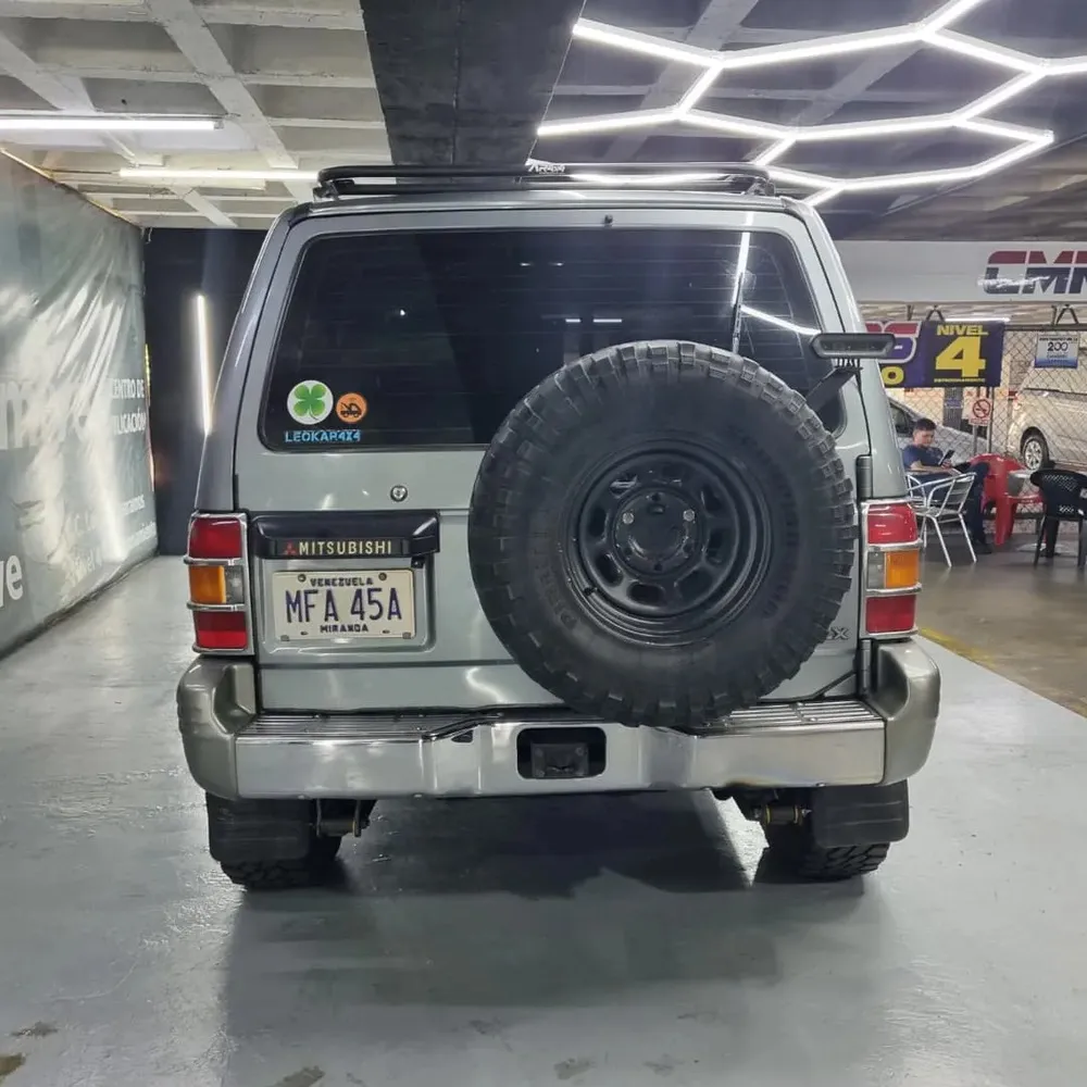 Vista 9 del vehículo: Mitsubishi Montero