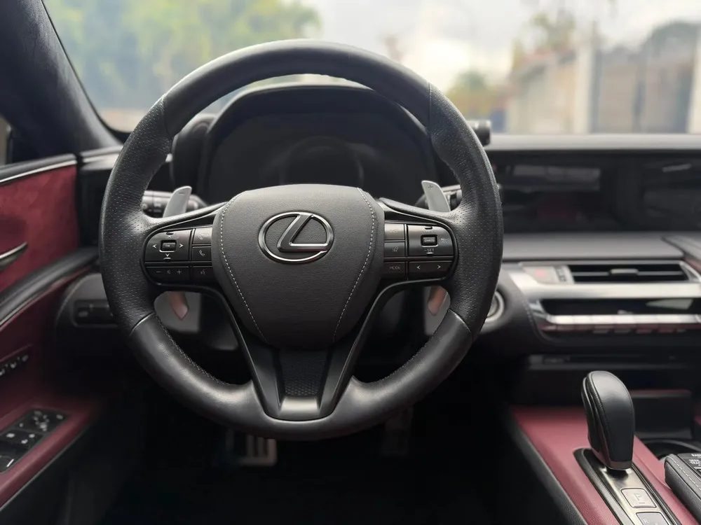 Vista 9 del vehículo: Lexus Lc500