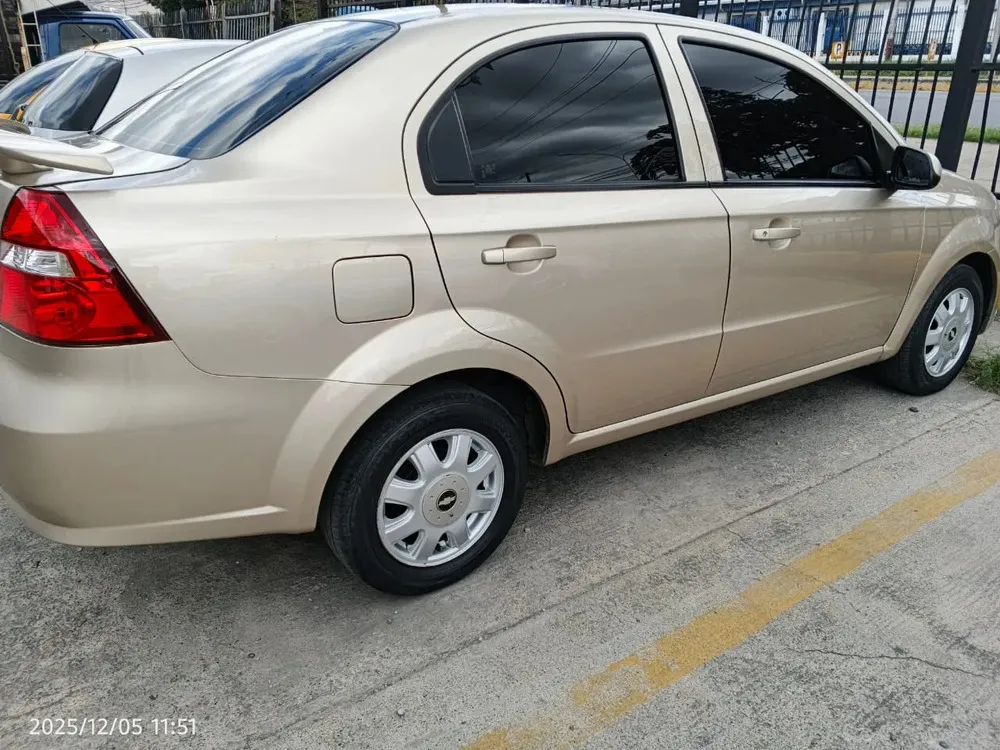 Vista 8 del vehículo: Chevrolet Aveo
