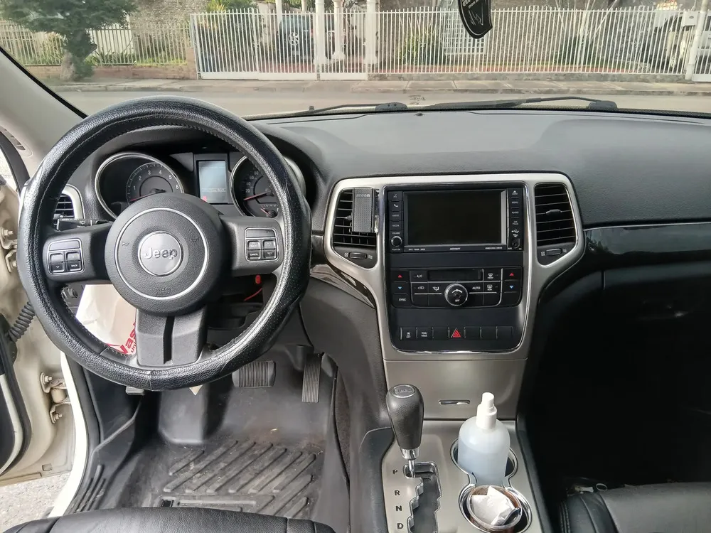 Vista 9 del vehículo: Jeep Grand