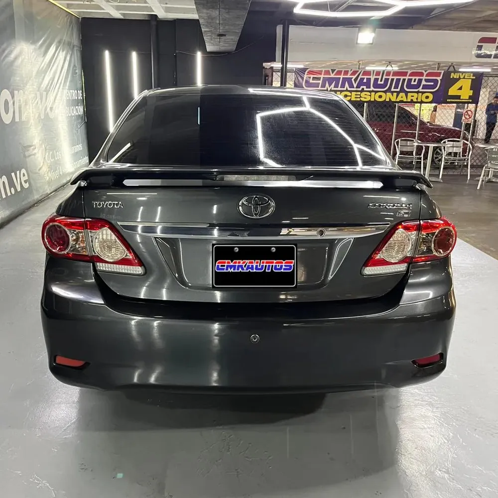 Vista 4 del vehículo: Toyota Corolla