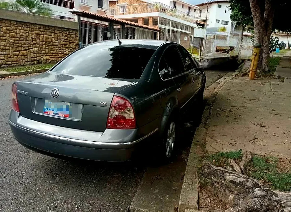 Vista 3 del vehículo: Volkswagen Passat
