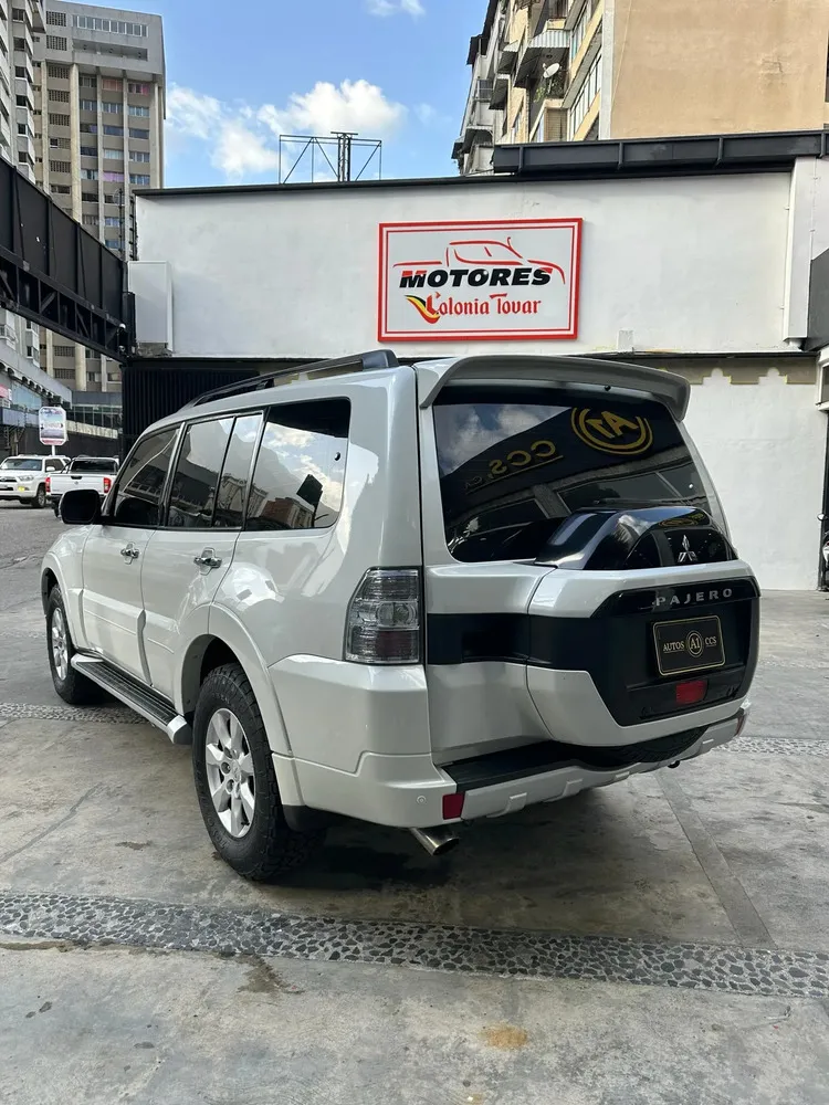 Vista 8 del vehículo: Mitsubishi Montero