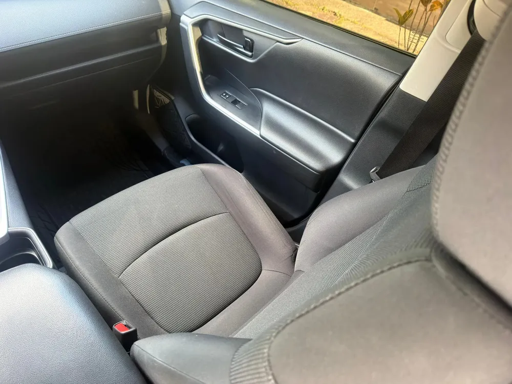 Vista 7 del vehículo: Toyota Rav4