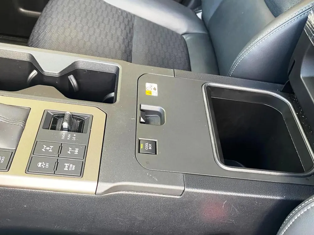 Vista 16 del vehículo: Toyota Prado