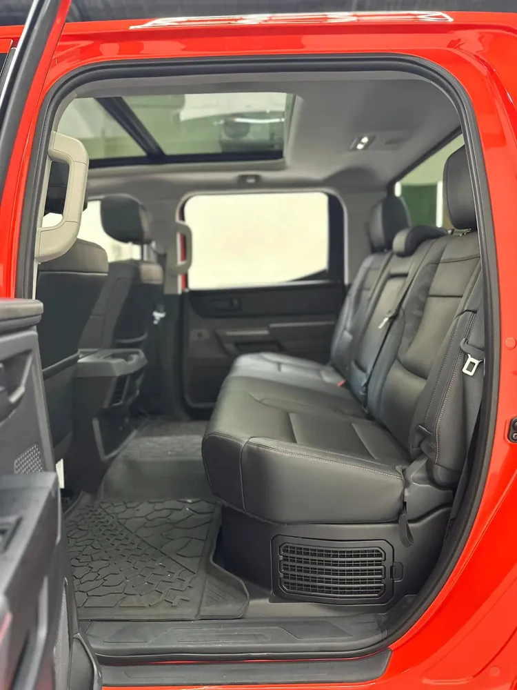 Vista 7 del vehículo: Toyota Tundra