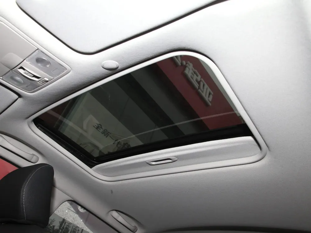 Vista 8 del vehículo: Kia KX1