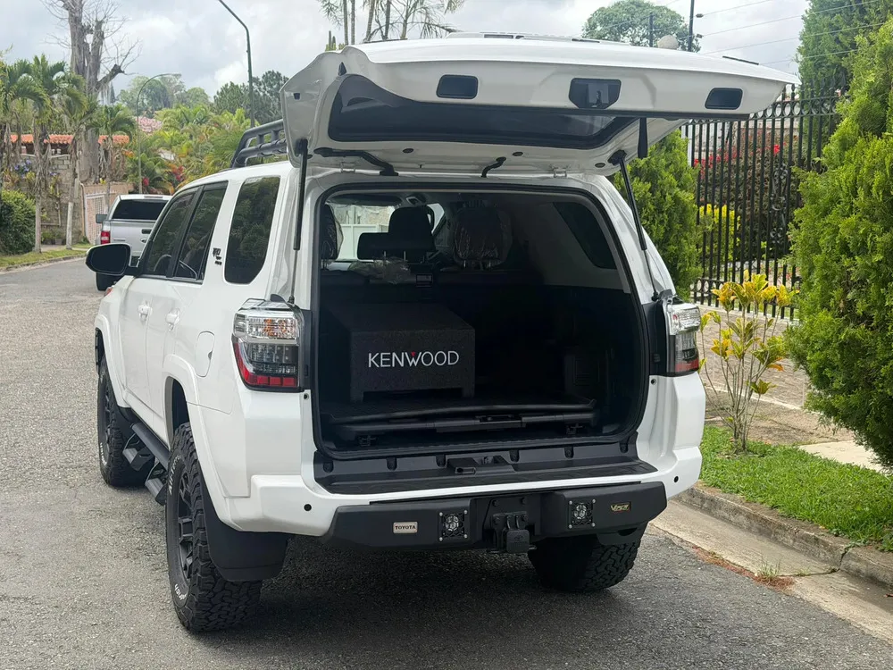 Vista 8 del vehículo: Toyota 4runner