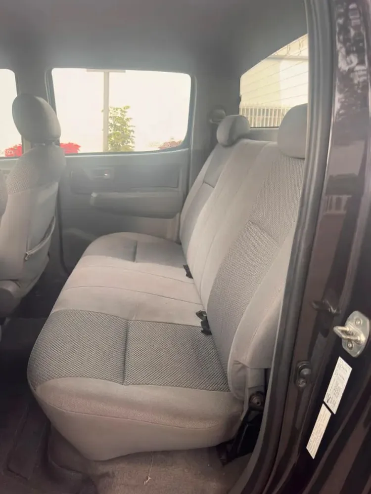 Vista 7 del vehículo: Toyota Hilux