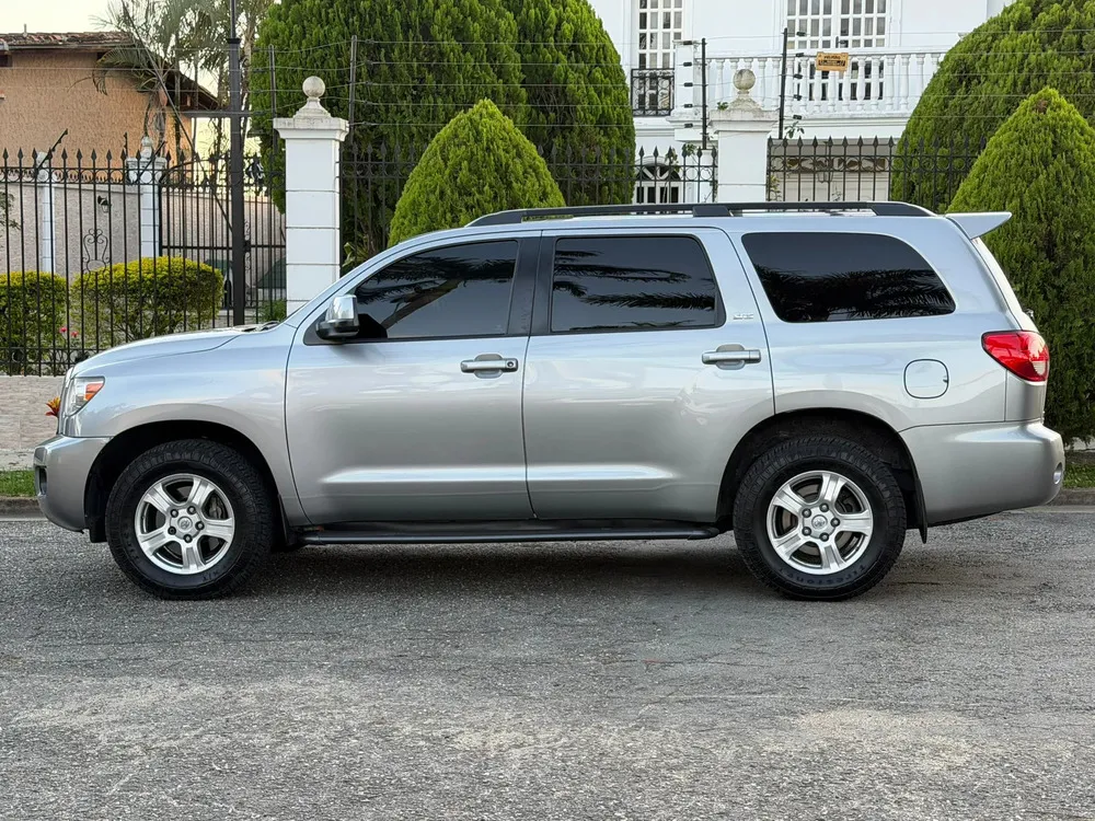 Vista 11 del vehículo: Toyota Sequoia