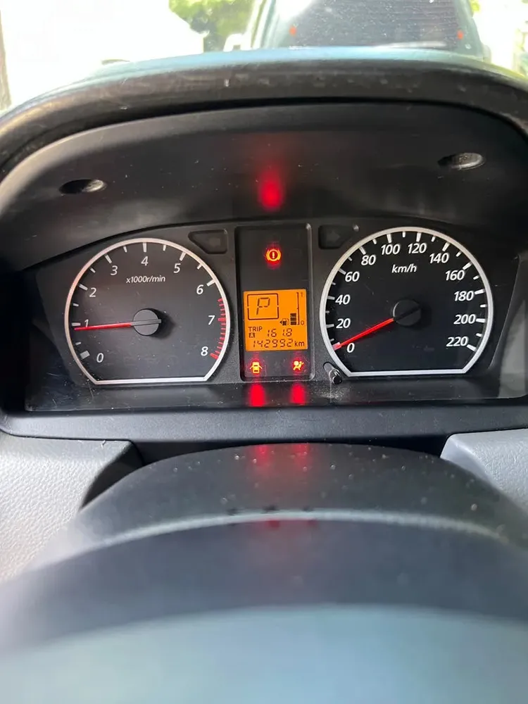 Vista 9 del vehículo: Mitsubishi Lancer