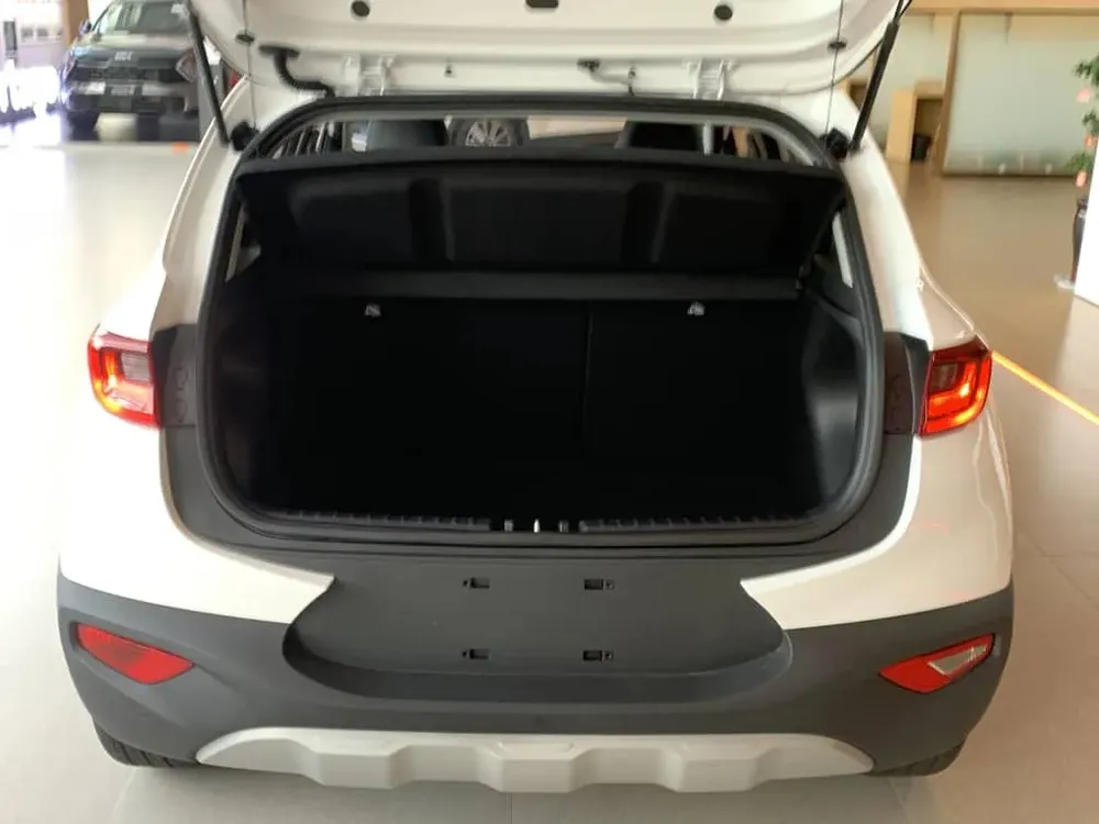 Vista 7 del vehículo: Kia KX1