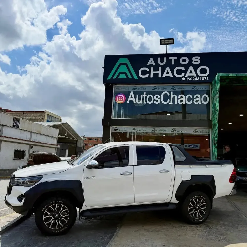 Vista 3 del vehículo: Toyota Hilux