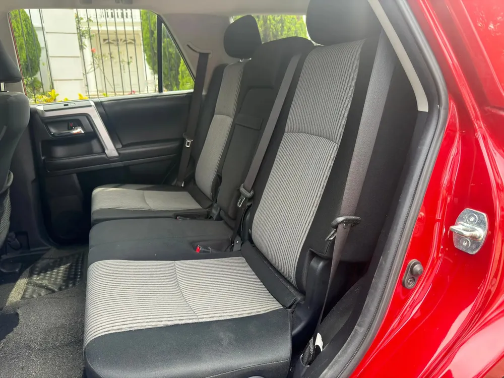 Vista 8 del vehículo: Toyota 4runner