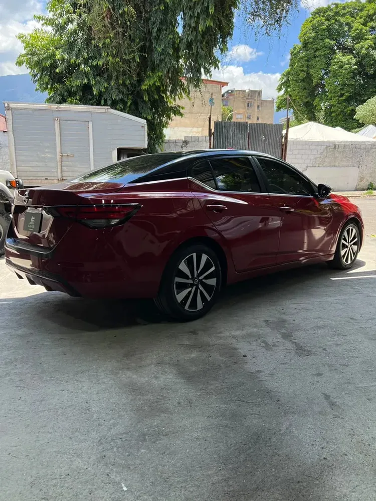 Vista 4 del vehículo: Nissan Sentra