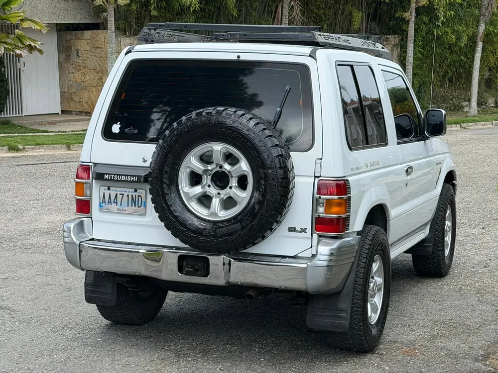Vista 6 del vehículo: Mitsubishi Montero