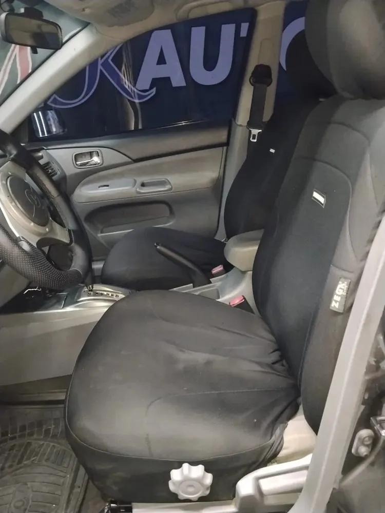 Vista 4 del vehículo: Mitsubishi Lancer