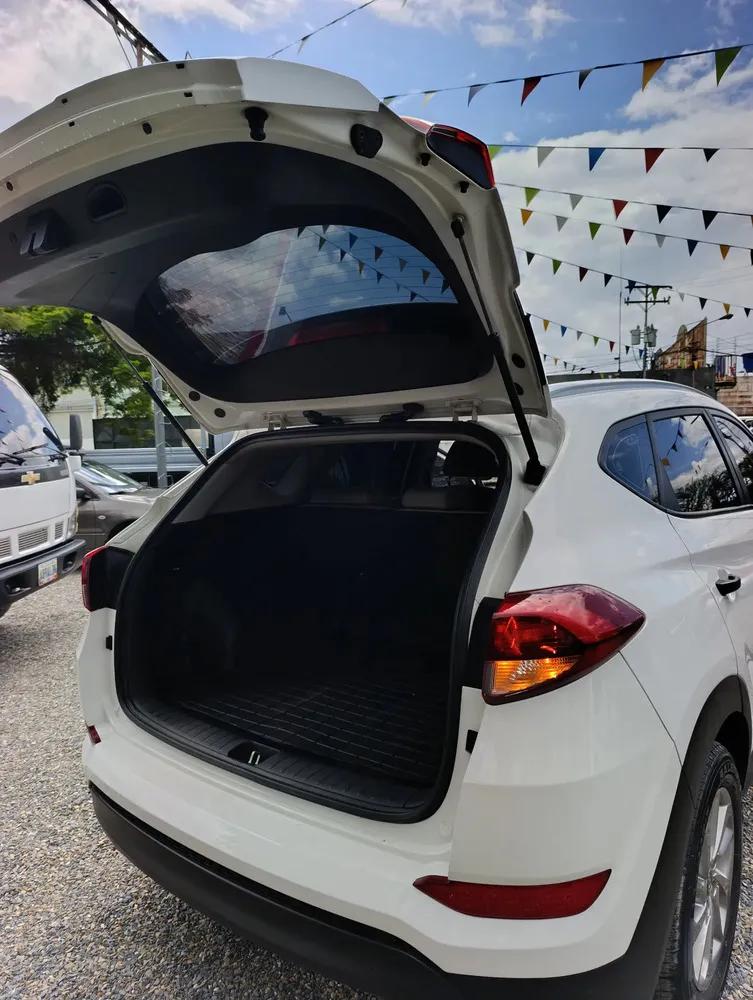 Vista 3 del vehículo: Hyundai Tucson