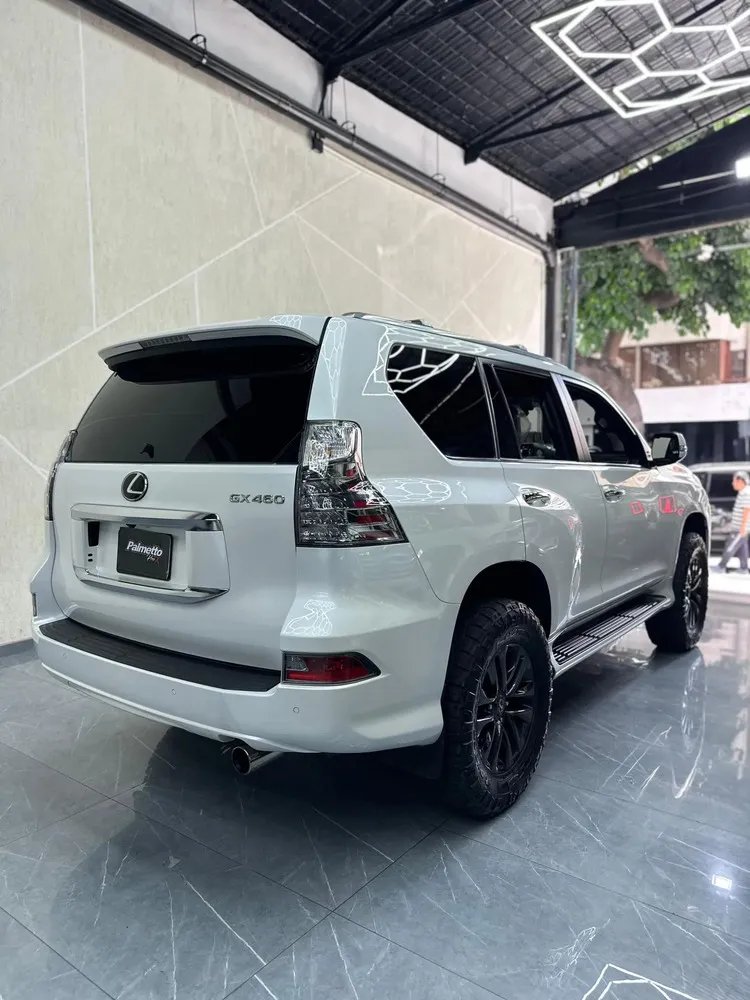 Vista 13 del vehículo: Lexus Gx