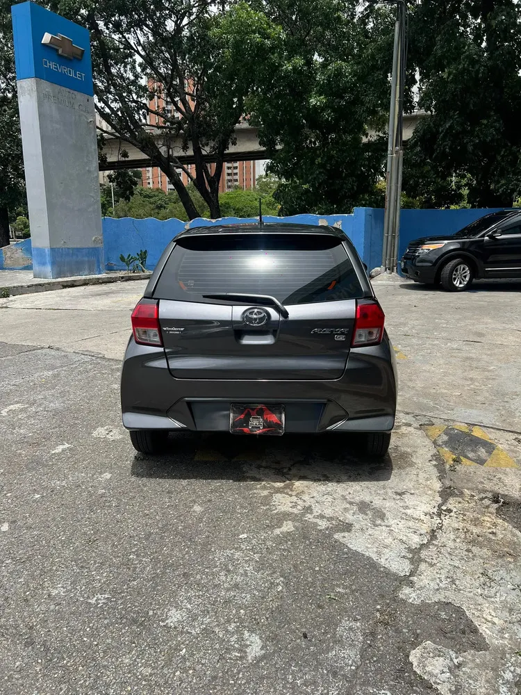 Vista 12 del vehículo: Toyota Agya