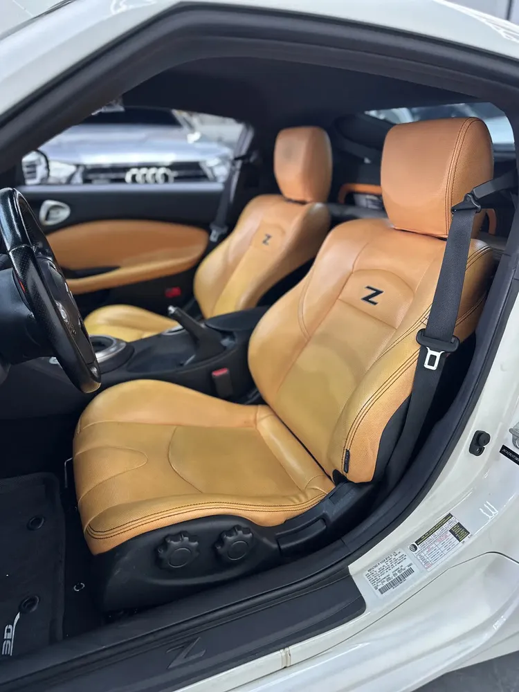 Vista 5 del vehículo: Nissan 370