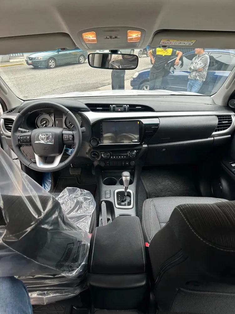 Vista 5 del vehículo: Toyota Hilux