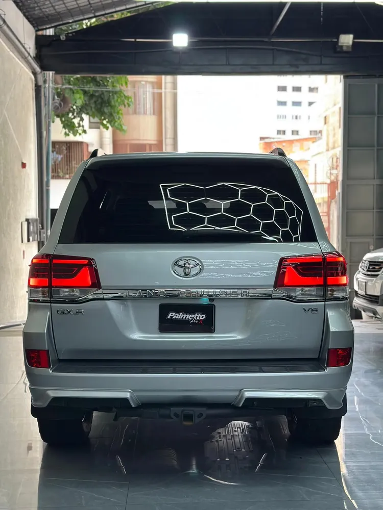 Vista 13 del vehículo: Toyota Lc200