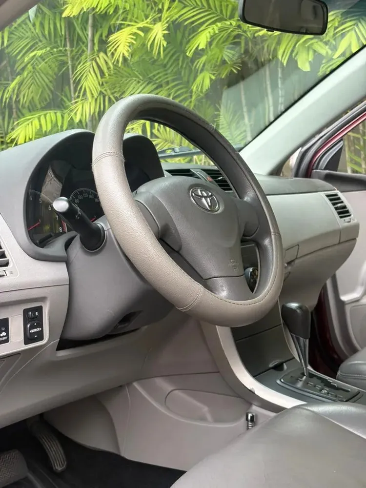 Vista 16 del vehículo: Toyota Corolla