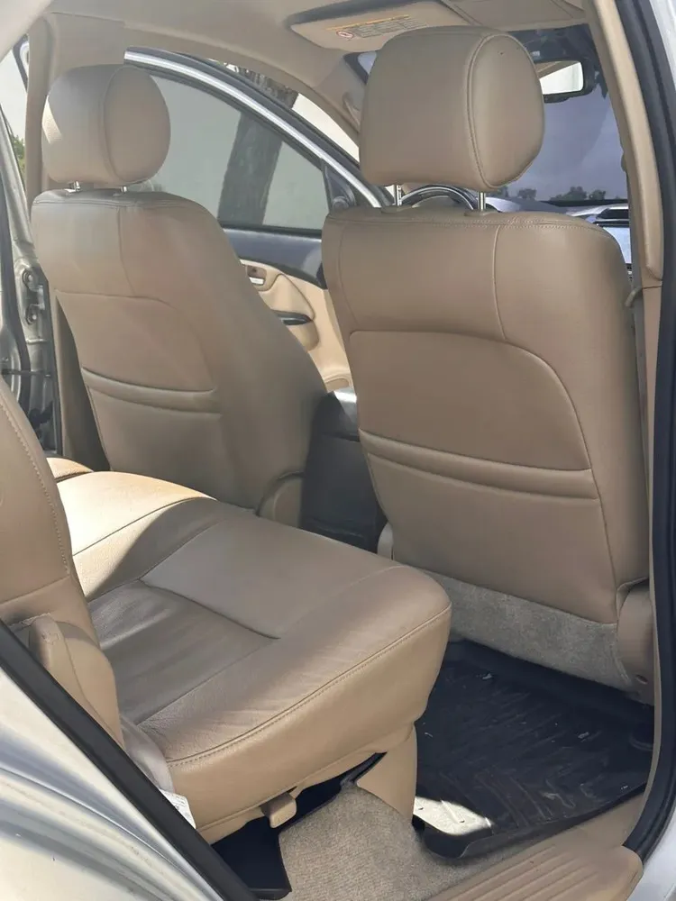 Vista 8 del vehículo: Fortuner 2015