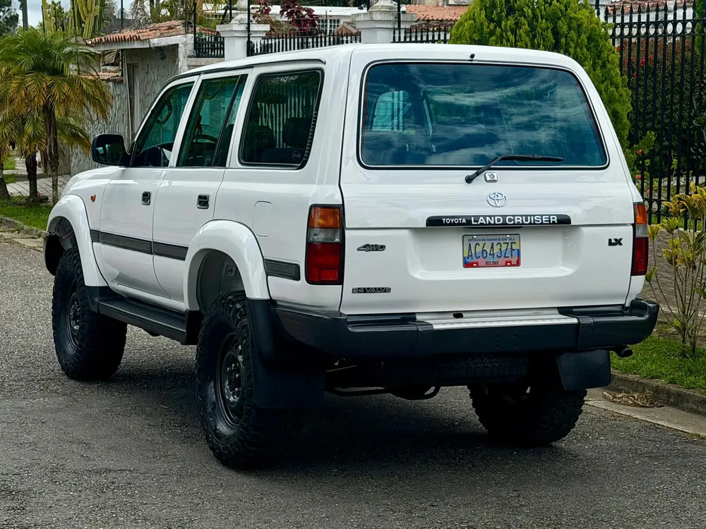 Vista 8 del vehículo: Toyota Serie